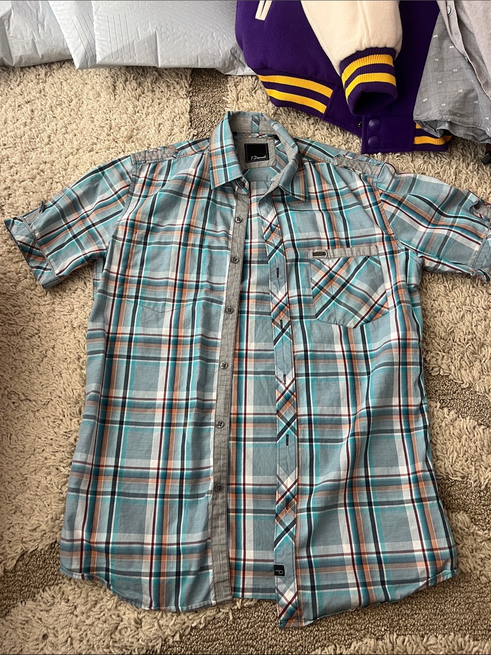 7 Diamonds Men's Short-Sleeve Plaid Button-Down Shirt in Teal, Gray and Brown